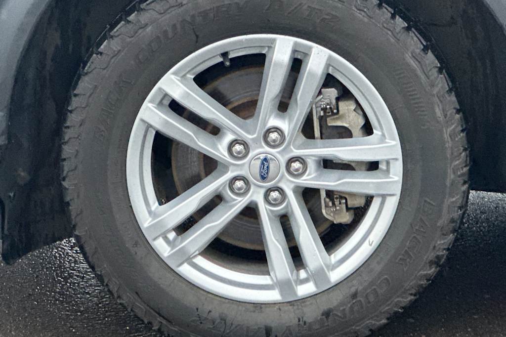 Thumbnail: 2020 Ford Explorer - 8