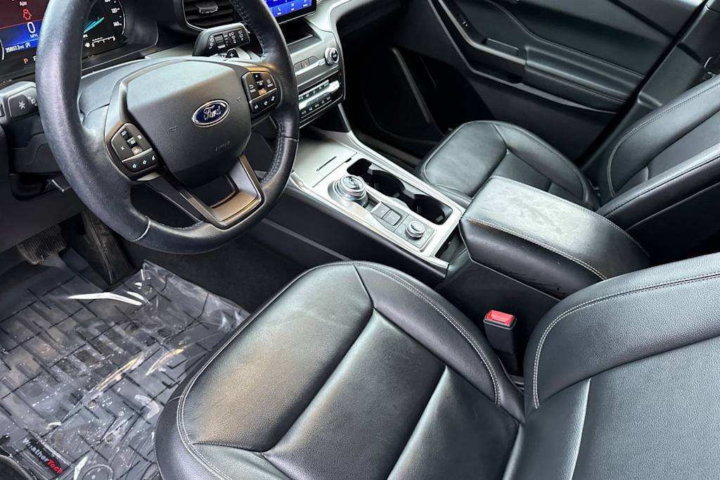 Thumbnail: 2020 Ford Explorer - 9