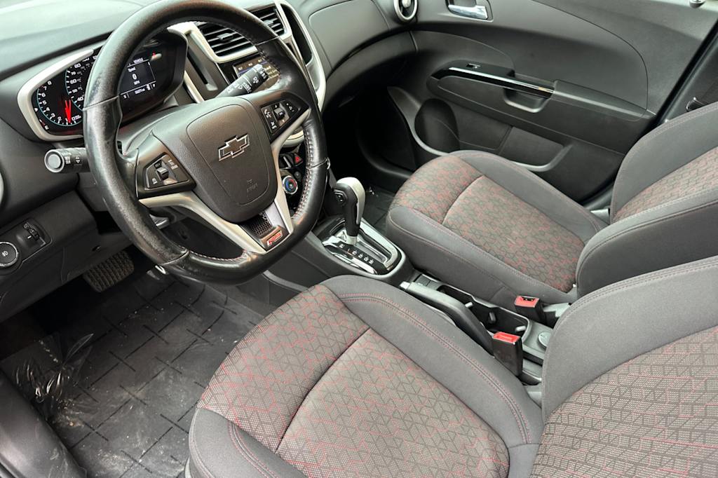 Thumbnail: 2019 Chevrolet Sonic - 9