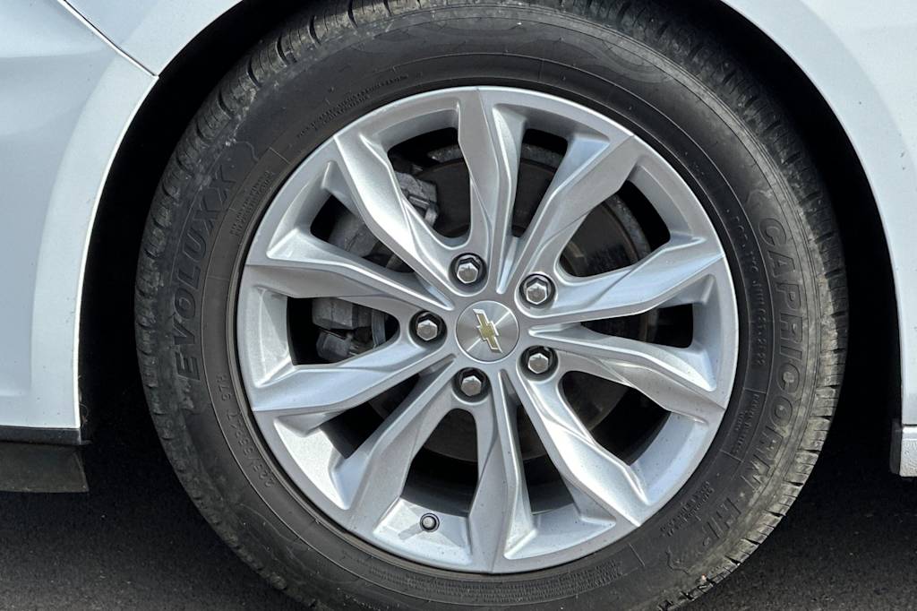 Thumbnail: 2020 Chevrolet Malibu - 7