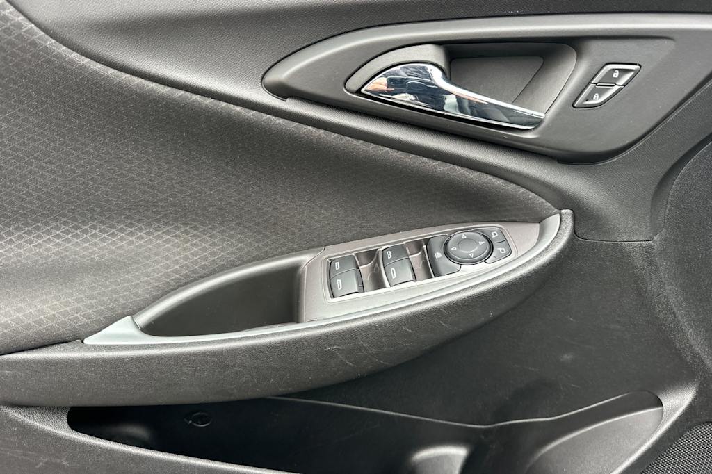 Thumbnail: 2024 Chevrolet Malibu - 20