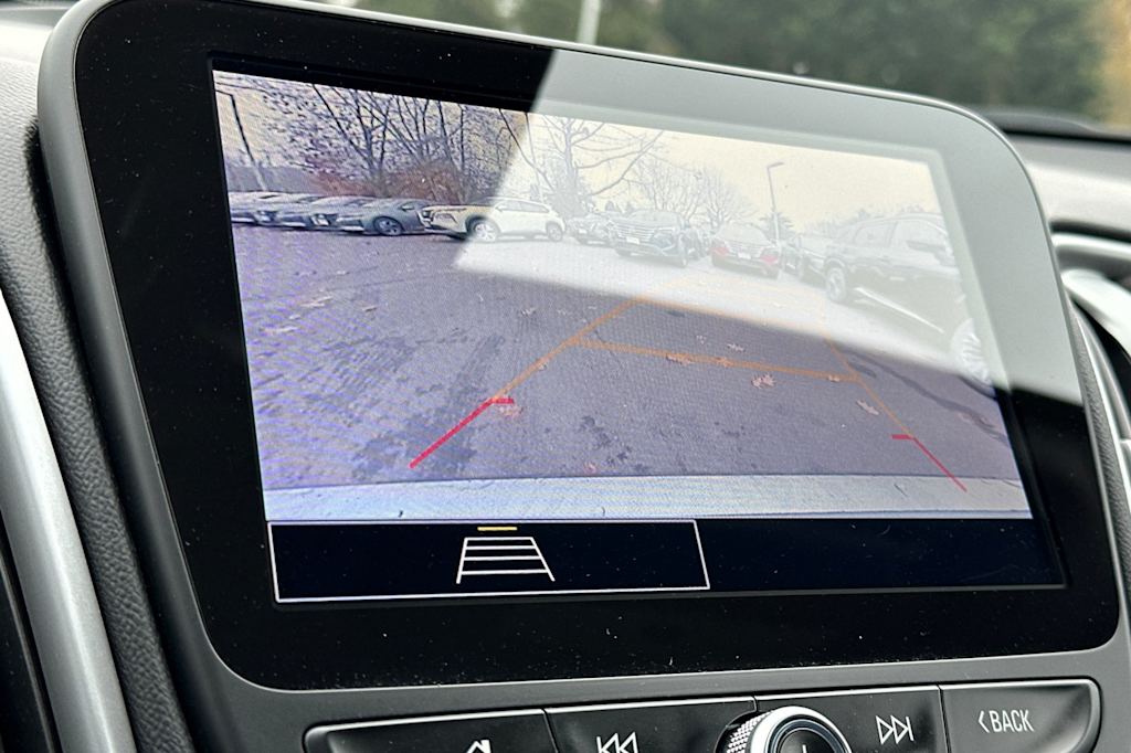 Thumbnail: 2024 Chevrolet Malibu - 23