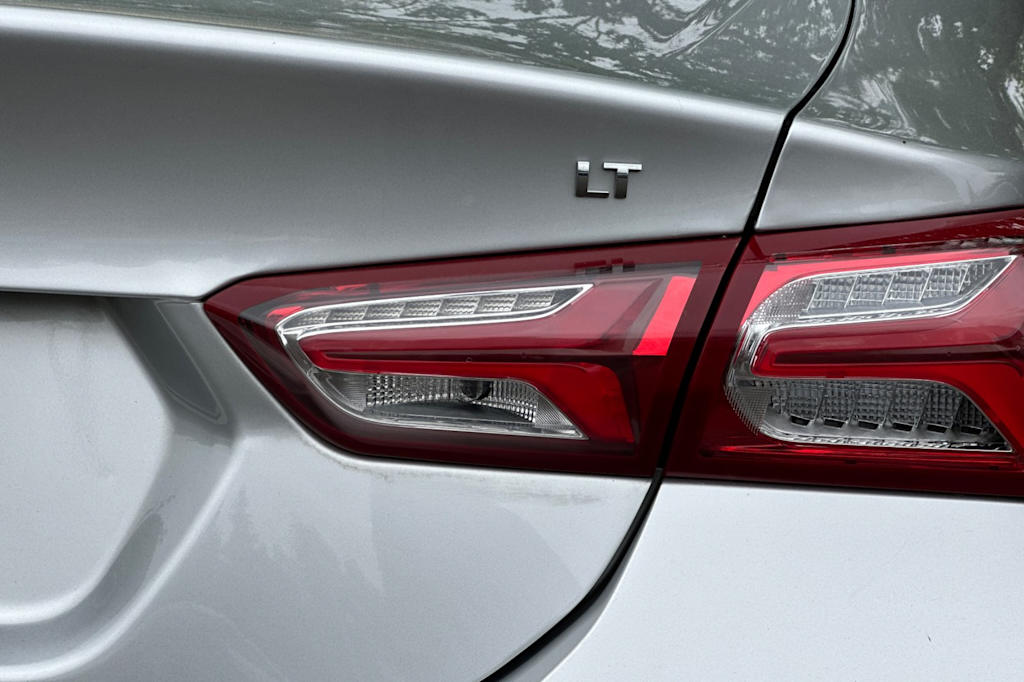 Thumbnail: 2019 Chevrolet Malibu - 27