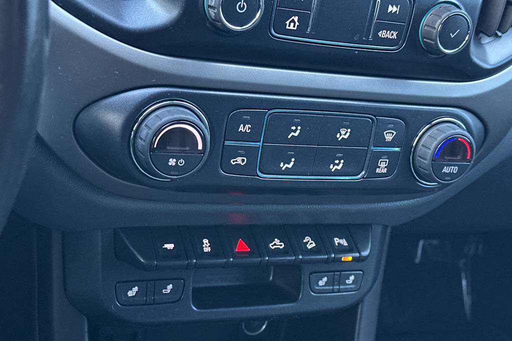 Thumbnail: 2019 Chevrolet Colorado - 22