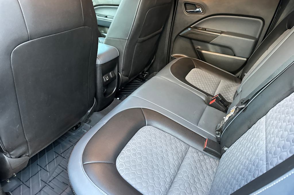 Thumbnail: 2019 Chevrolet Colorado - 10