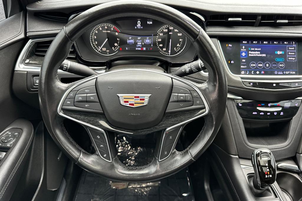 Thumbnail: 2020 Cadillac XT5 - 10