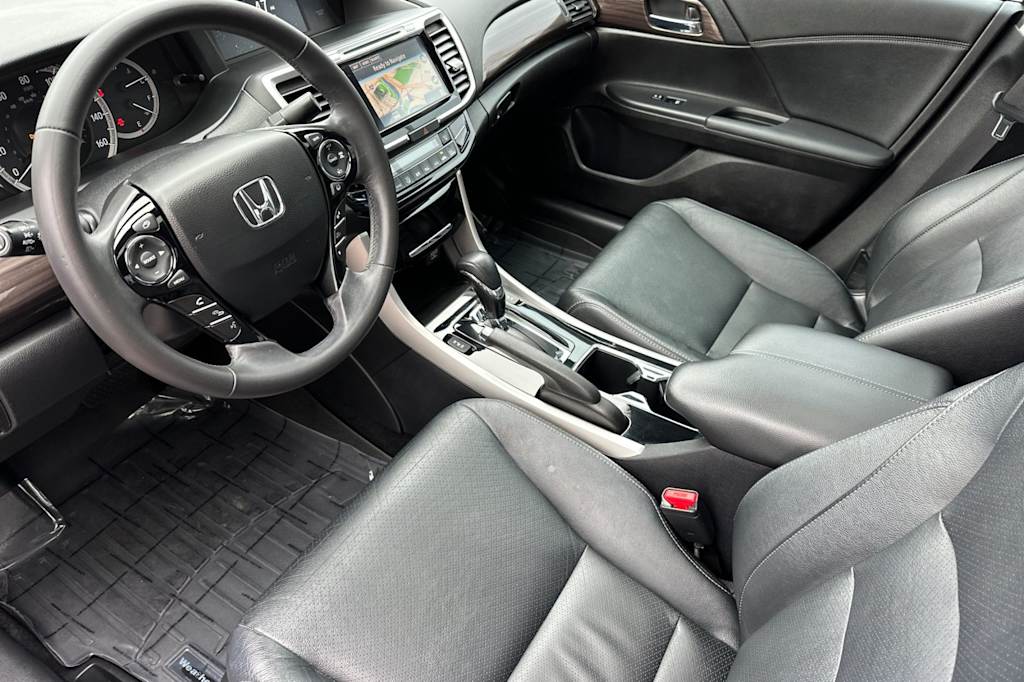 Thumbnail: 2017 Honda Accord - 8