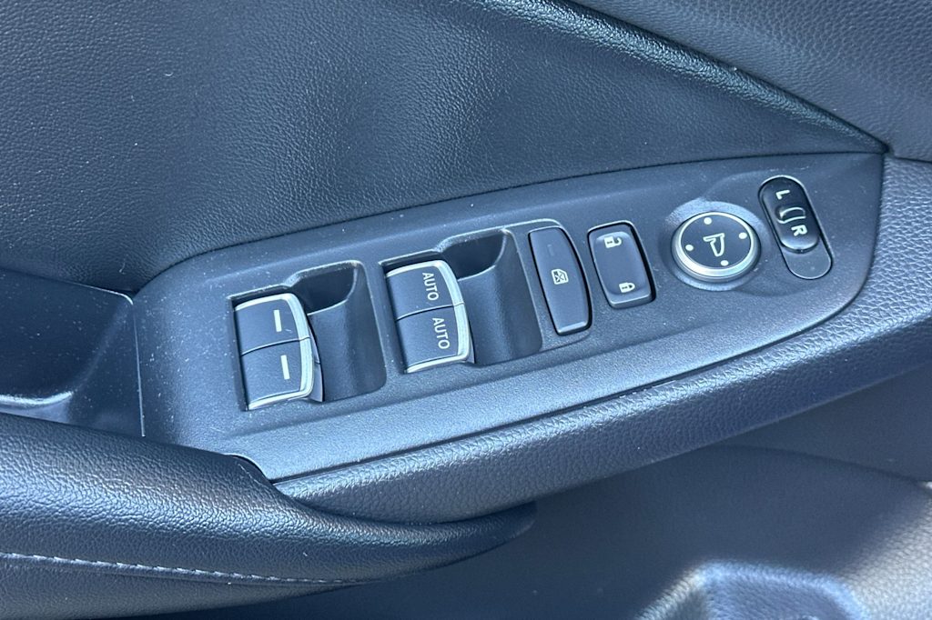 Thumbnail: 2021 Honda Accord - 21