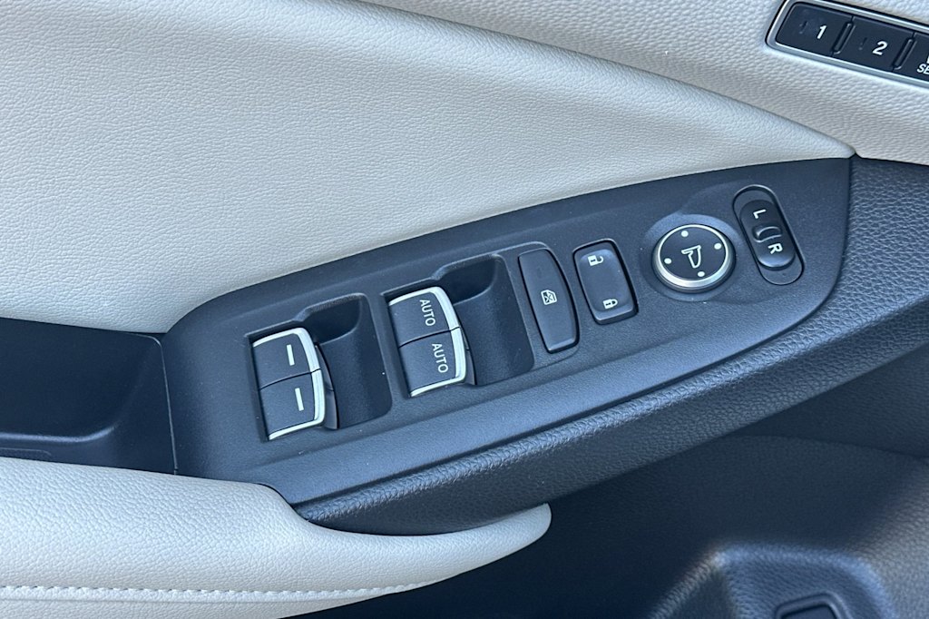 Thumbnail: 2018 Honda Accord - 20