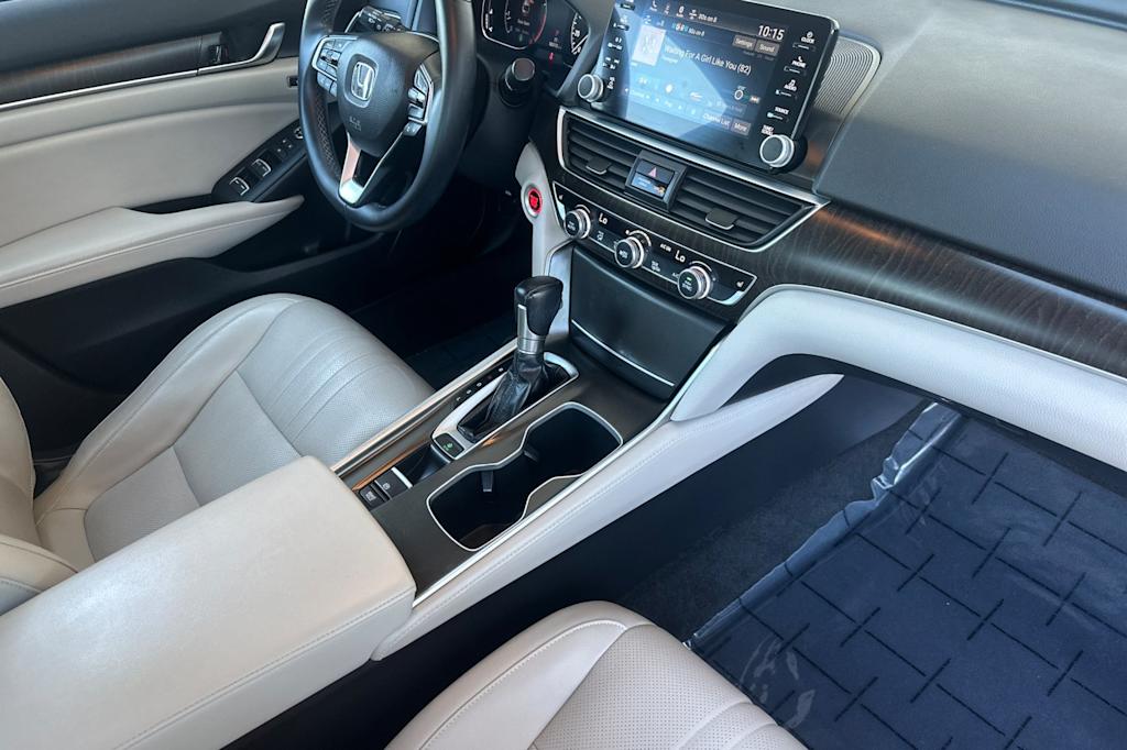 Thumbnail: 2018 Honda Accord - 11