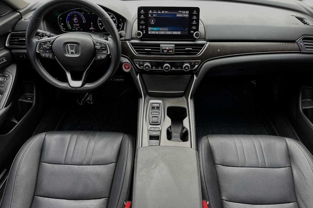 2019 Honda Accord Touring 2