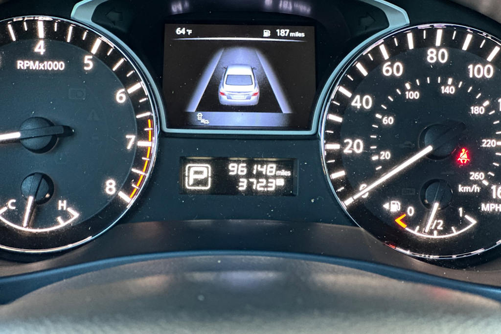 Thumbnail: 2015 Nissan Altima - 27