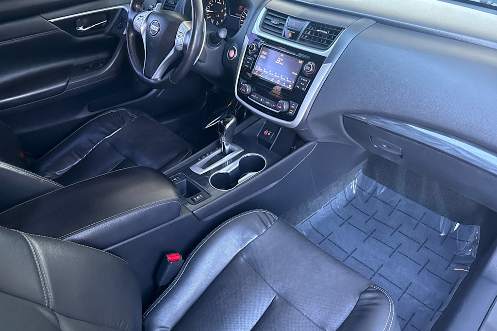 Thumbnail: 2018 Nissan Altima - 13