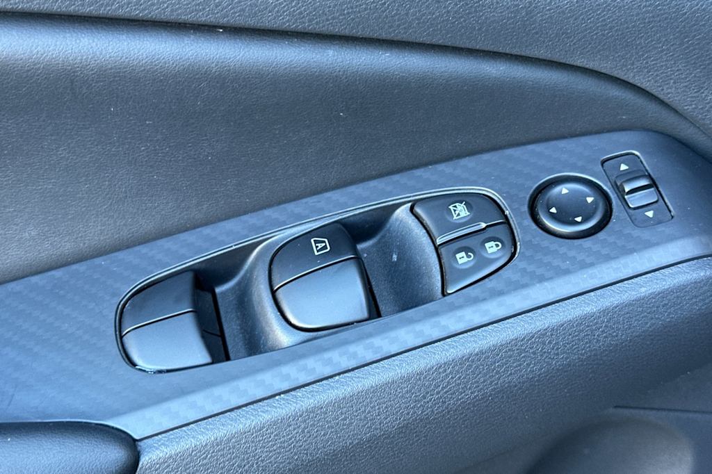 Thumbnail: 2025 Nissan Altima - 21