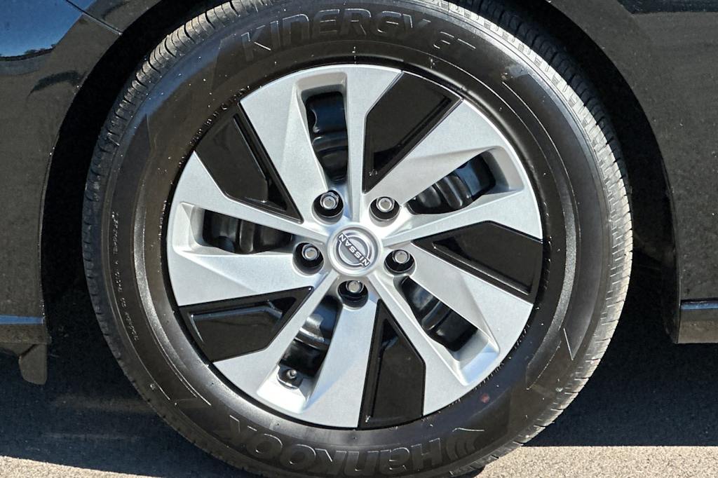 Thumbnail: 2025 Nissan Altima - 7