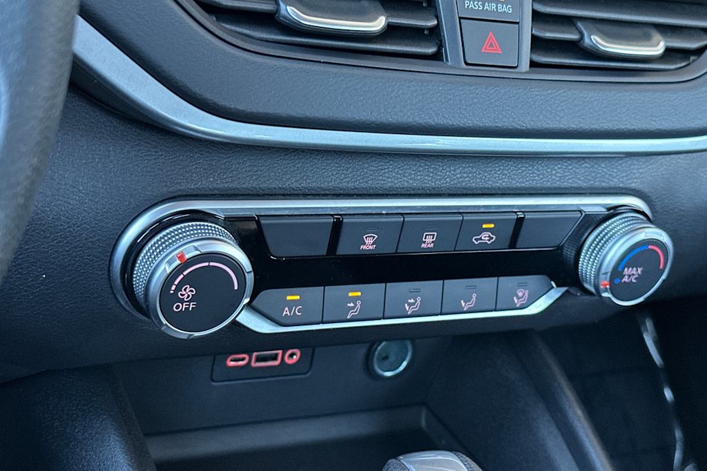 Thumbnail: 2025 Nissan Altima - 23