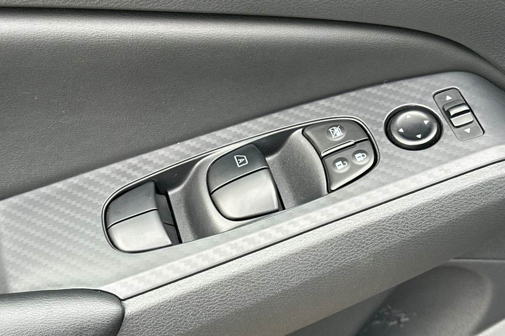 Thumbnail: 2025 Nissan Altima - 20