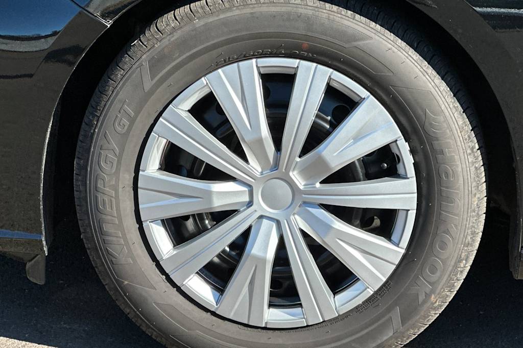 Thumbnail: 2025 Nissan Altima - 8