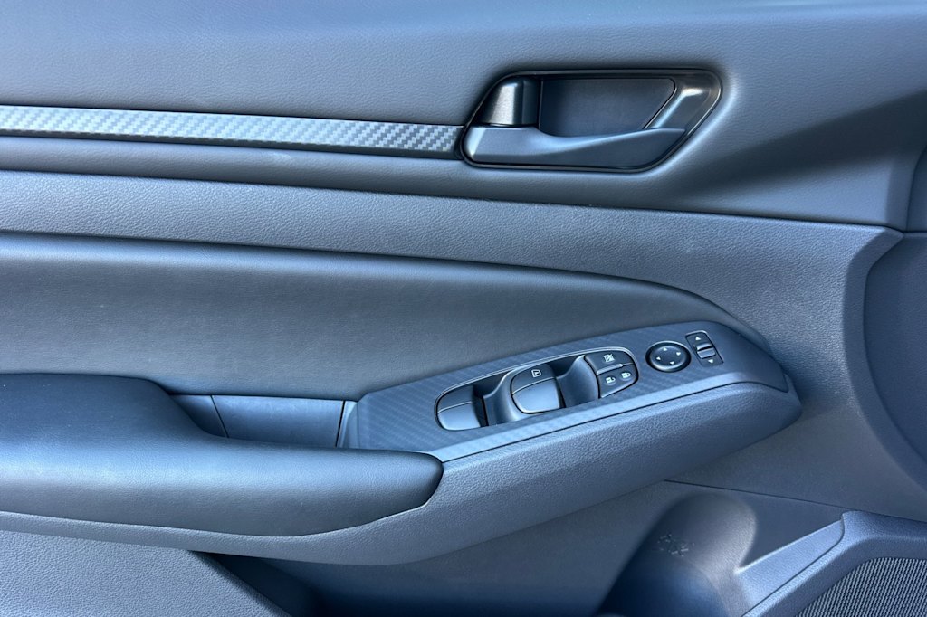 Thumbnail: 2025 Nissan Altima - 22