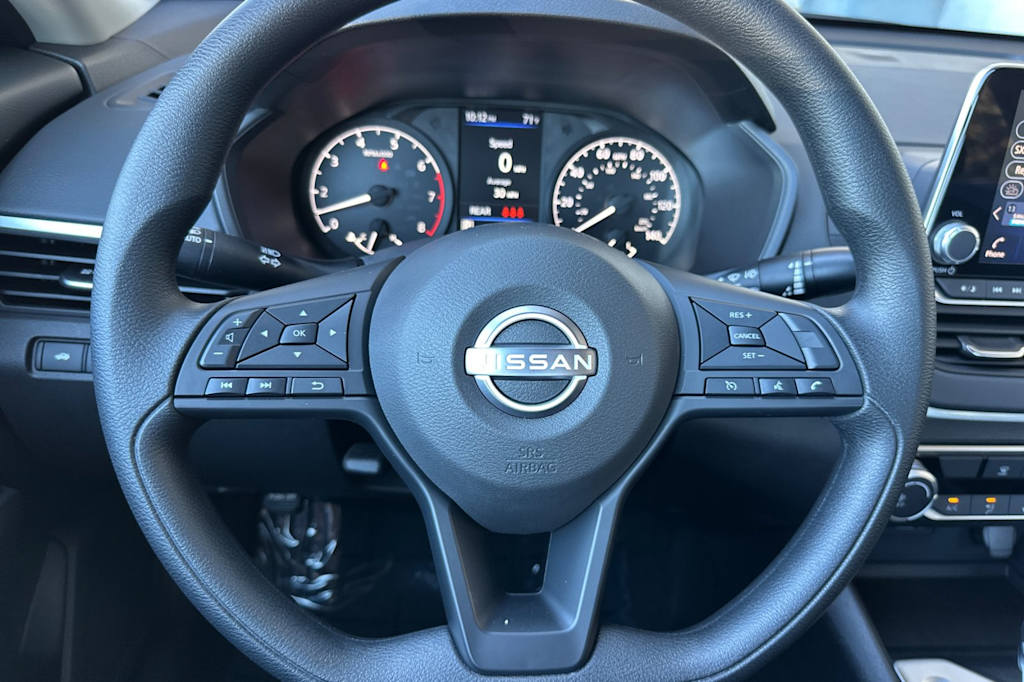 Thumbnail: 2025 Nissan Altima - 14