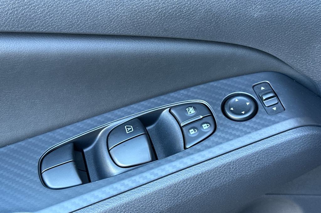 Thumbnail: 2025 Nissan Altima - 23