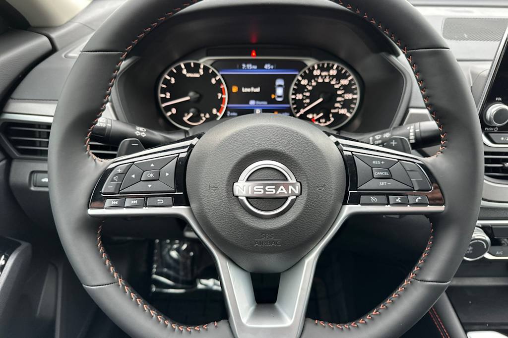 Thumbnail: 2025 Nissan Altima - 24