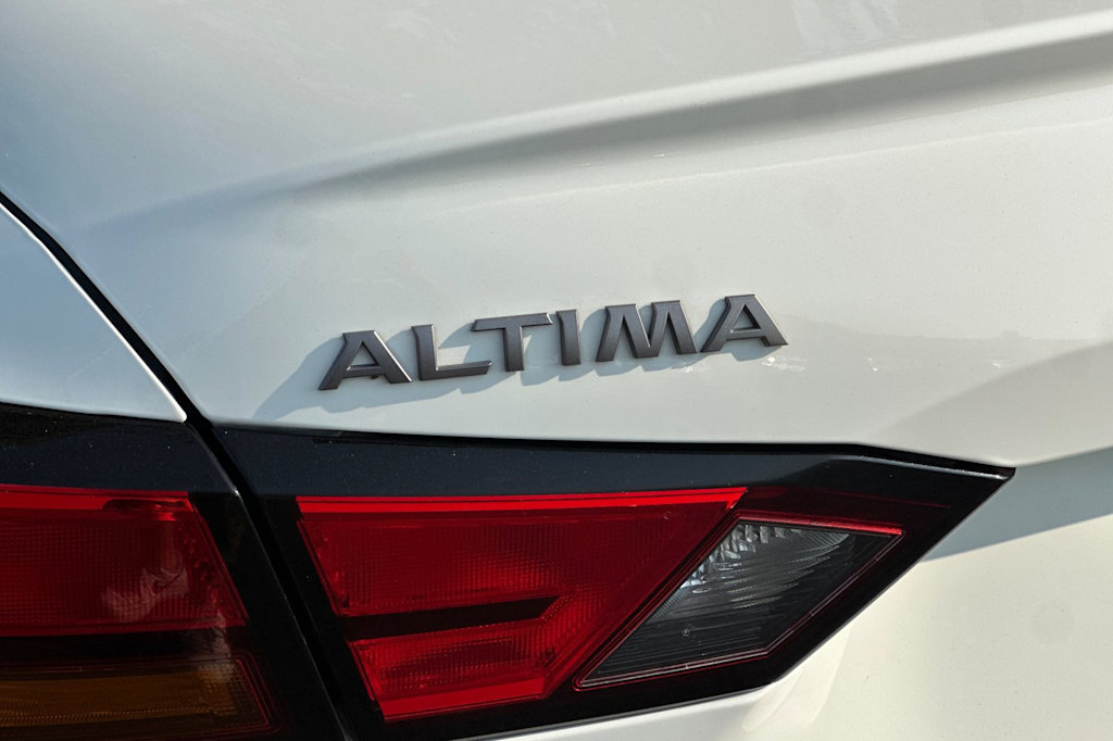 Thumbnail: 2025 Nissan Altima - 7