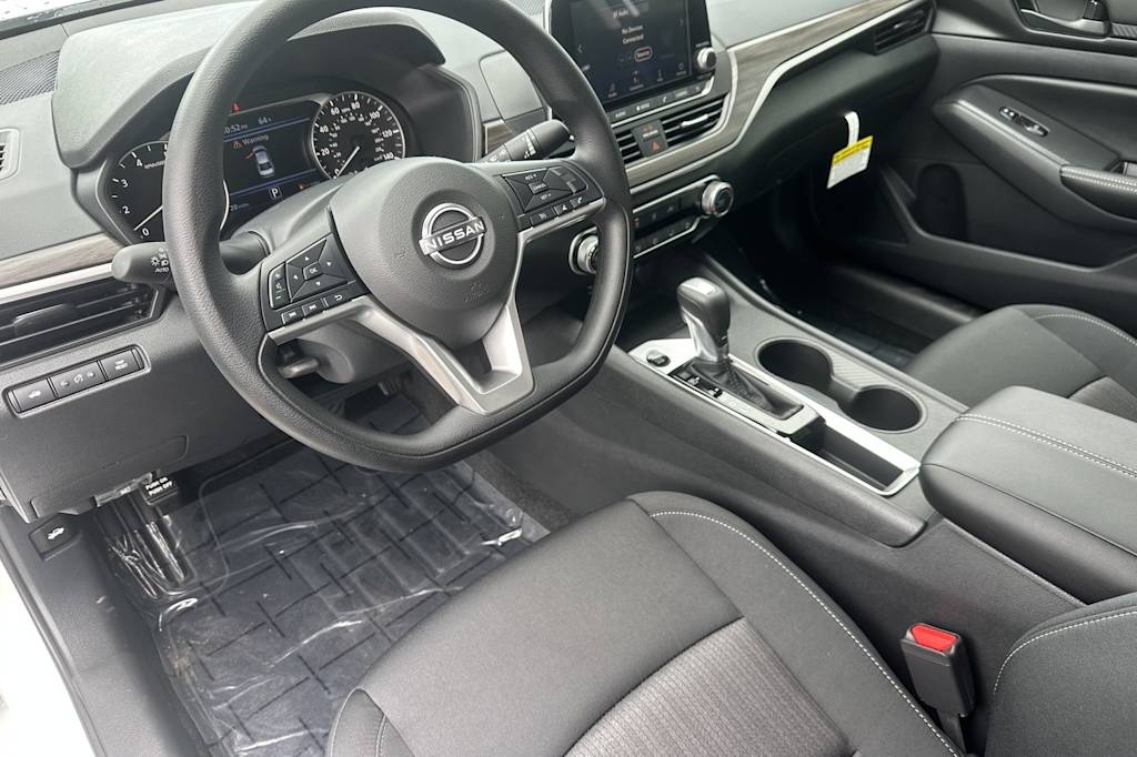Thumbnail: 2026 Nissan Altima - 8