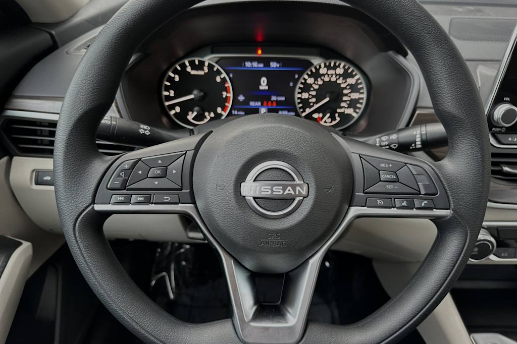 Thumbnail: 2025 Nissan Altima - 26