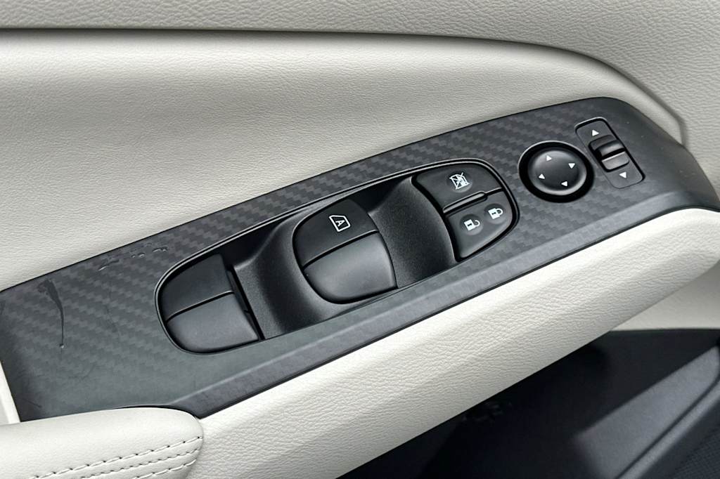 Thumbnail: 2025 Nissan Altima - 21