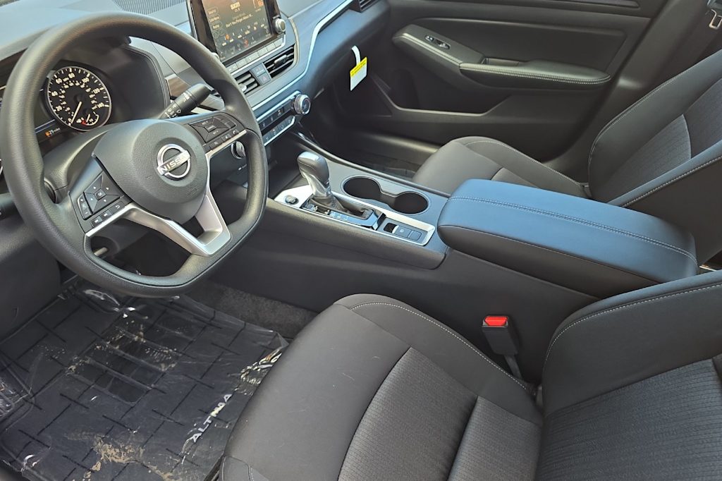 Thumbnail: 2026 Nissan Altima - 8