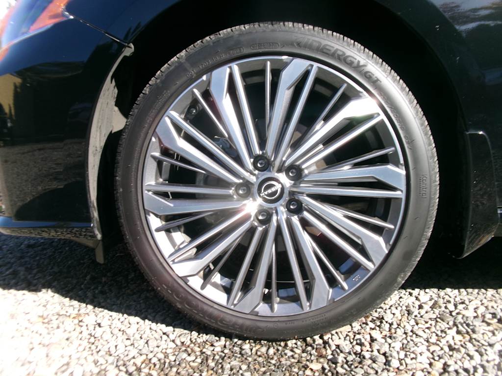 Thumbnail: 2024 Nissan Altima - 6