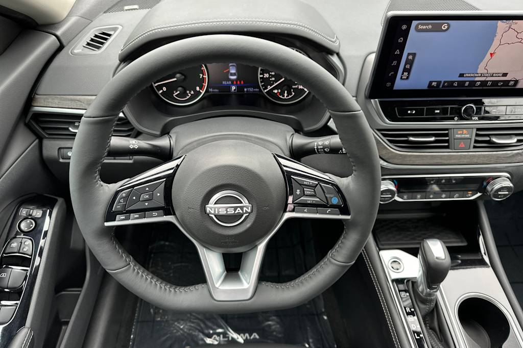 Thumbnail: 2025 Nissan Altima - 10