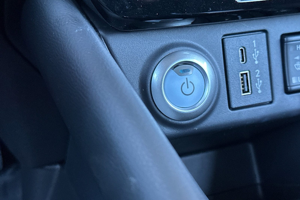 Thumbnail: 2025 Nissan Leaf - 26