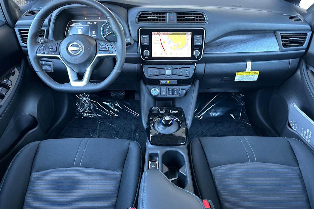 Thumbnail: 2025 Nissan Leaf - 2