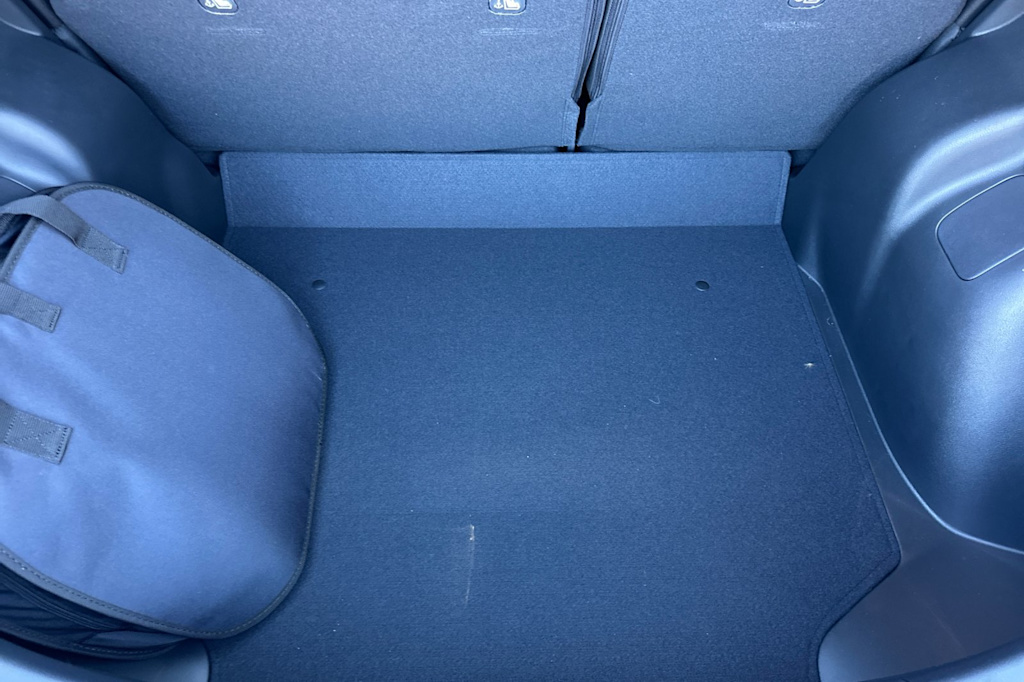 Thumbnail: 2025 Nissan Leaf - 11