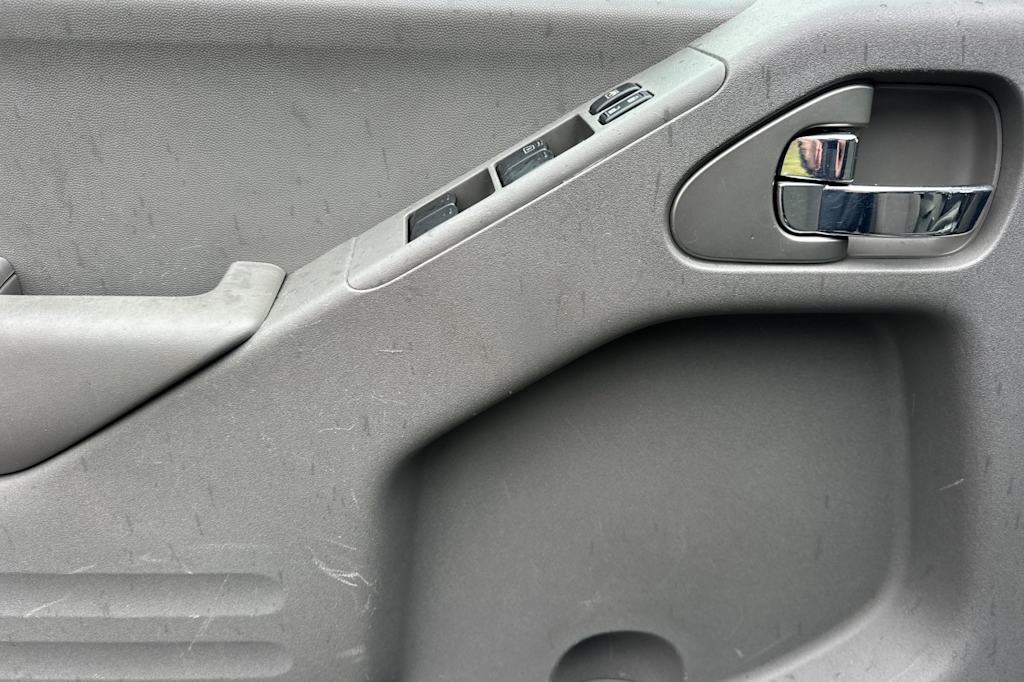 Thumbnail: 2019 Nissan Frontier - 21