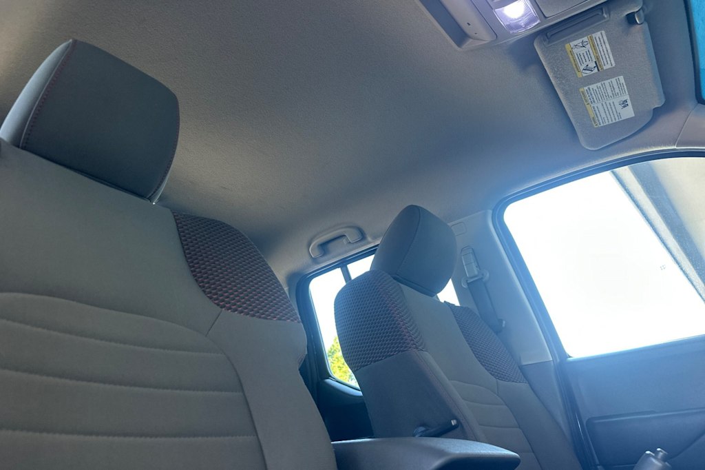 Thumbnail: 2012 Nissan Frontier - 22