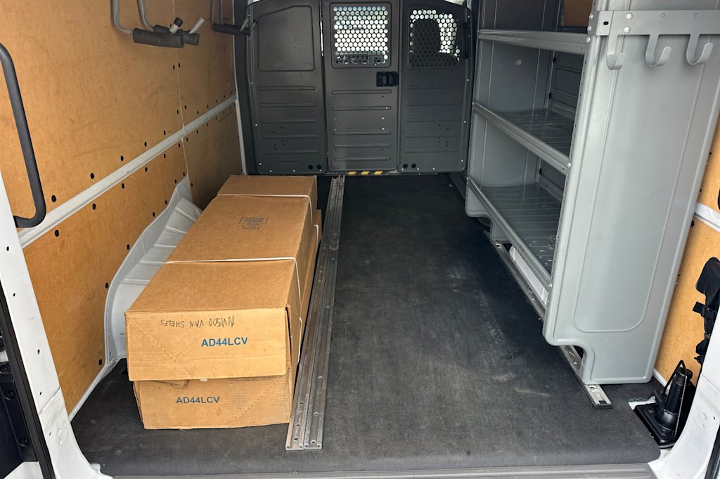 Thumbnail: 2018 Nissan NV - 10