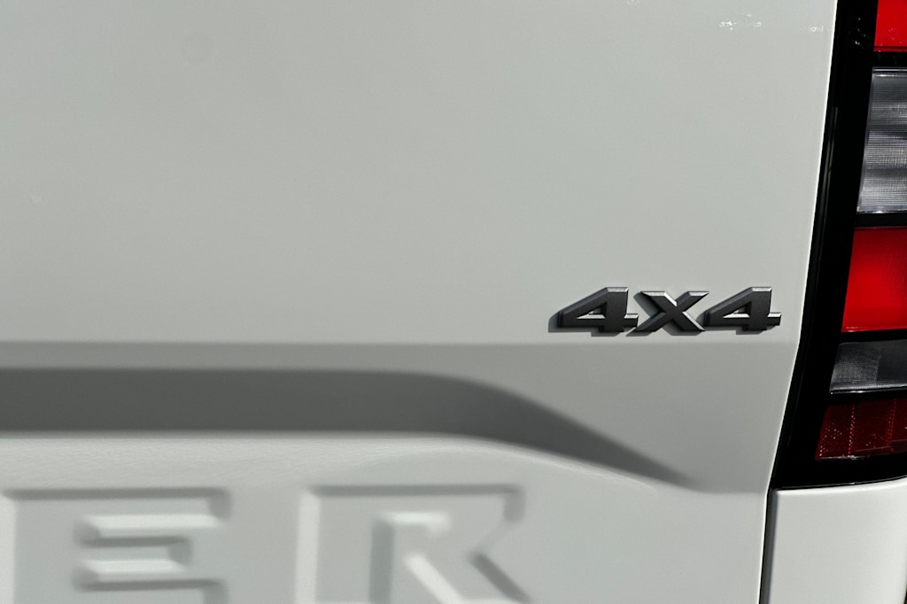Thumbnail: 2026 Nissan Frontier - 25