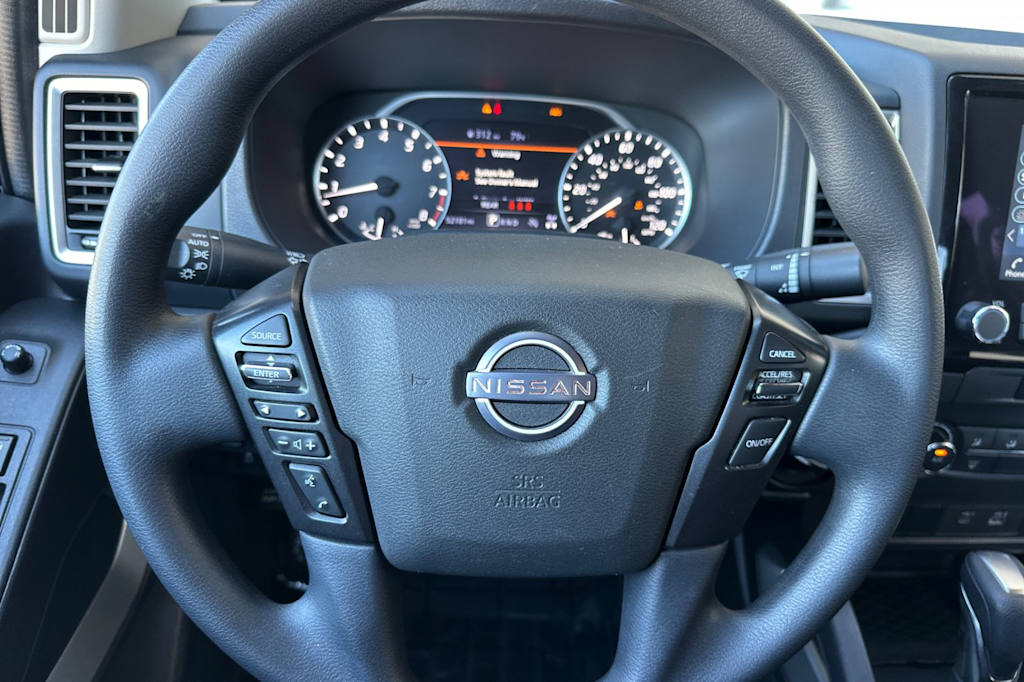 Thumbnail: 2023 Nissan Frontier - 25