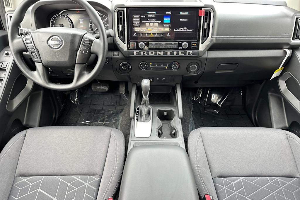 Thumbnail: 2025 Nissan Frontier - 2