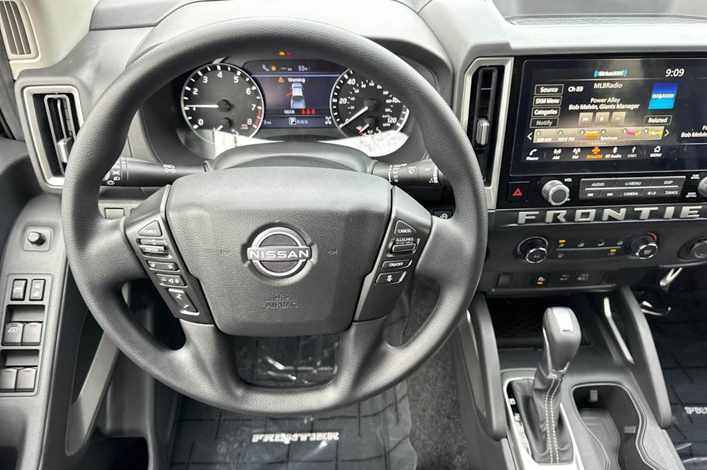 Thumbnail: 2025 Nissan Frontier - 10