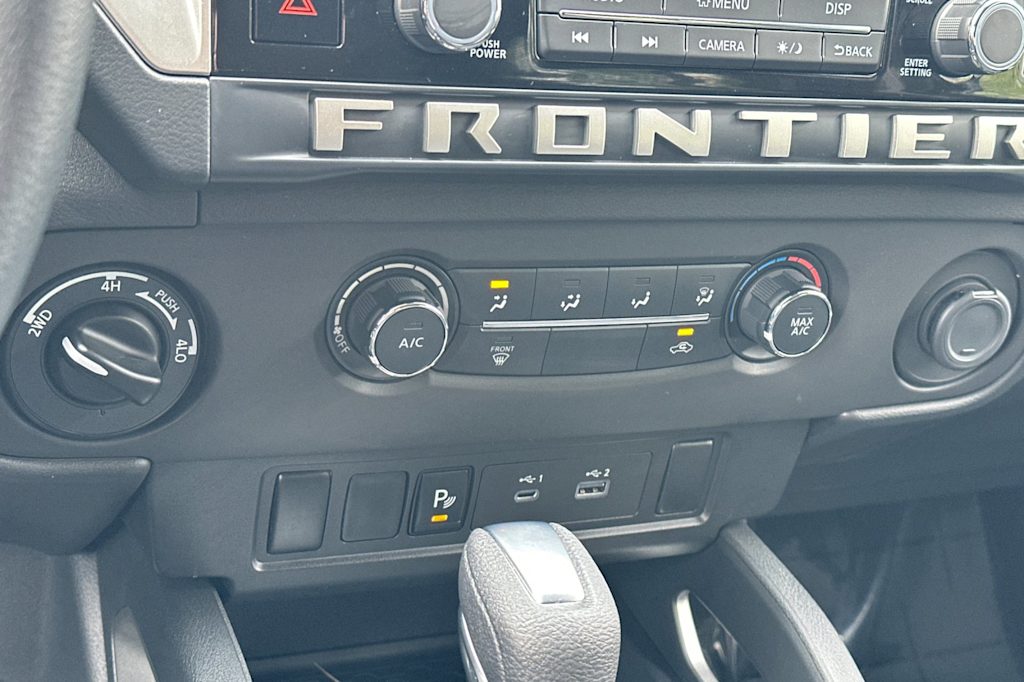 Thumbnail: 2025 Nissan Frontier - 22