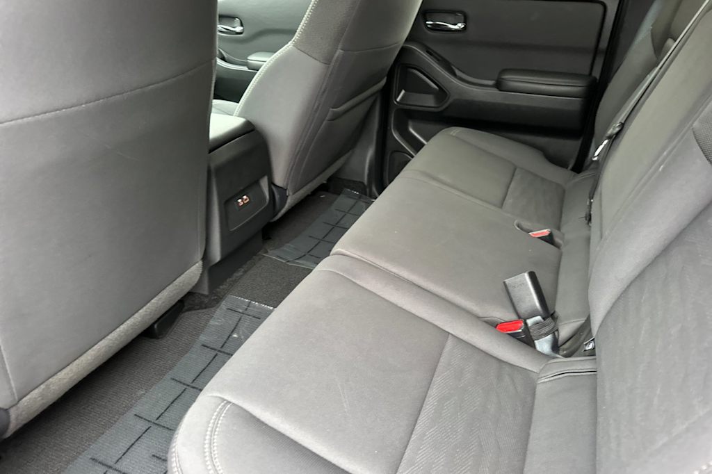 Thumbnail: 2023 Nissan Frontier - 9