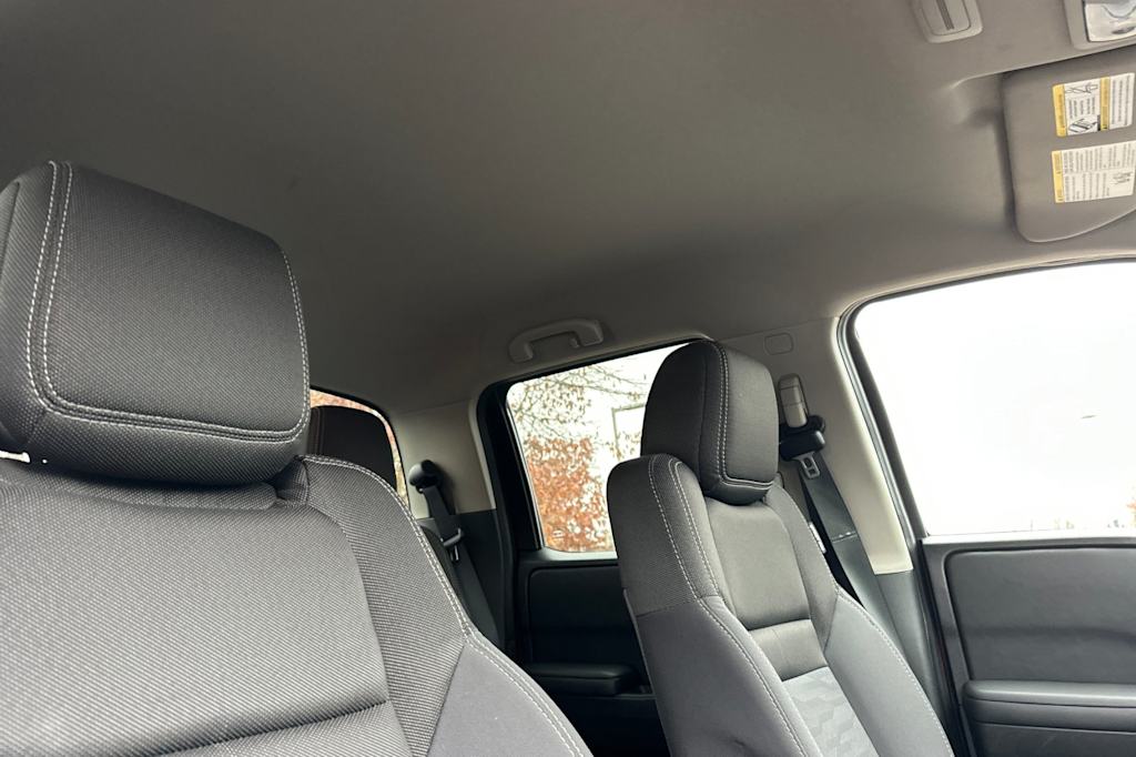 Thumbnail: 2023 Nissan Frontier - 21