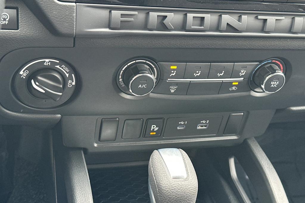 Thumbnail: 2026 Nissan Frontier - 21