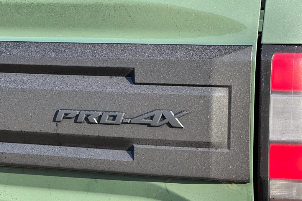 Thumbnail: 2026 Nissan Frontier - 8