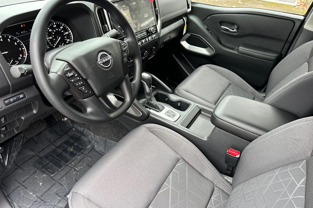 Thumbnail: 2026 Nissan Frontier - 9
