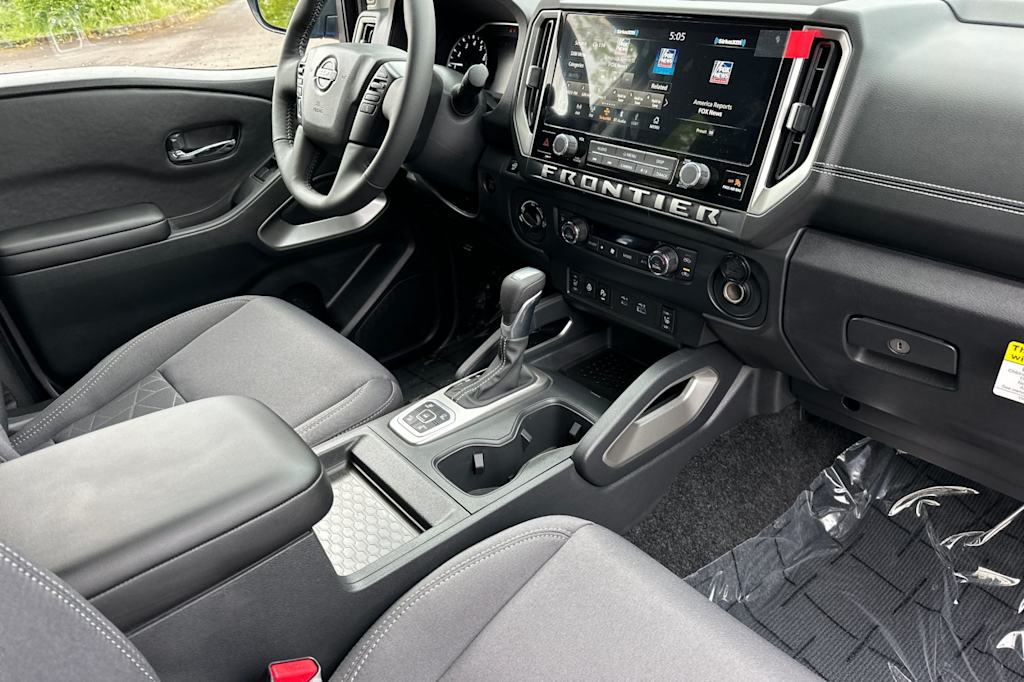 Thumbnail: 2026 Nissan Frontier - 11